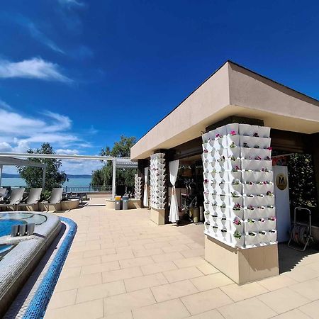 Hotel Wellamarin Zamárdi Exteriér fotografie